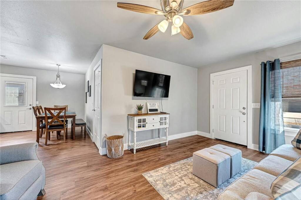 House Of Charm! Bike Trails & New Walmart Hq Villa Bentonville Exteriör bild