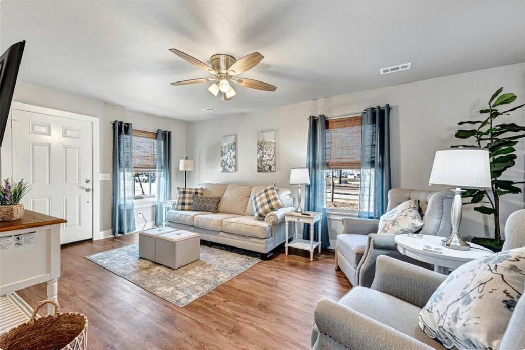 House Of Charm! Bike Trails & New Walmart Hq Villa Bentonville Exteriör bild